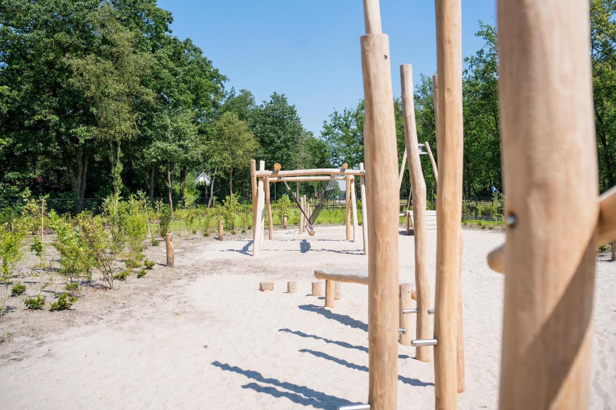 Topparken - Resort De Brabantse Kempen Lage Mierde Extérieur photo