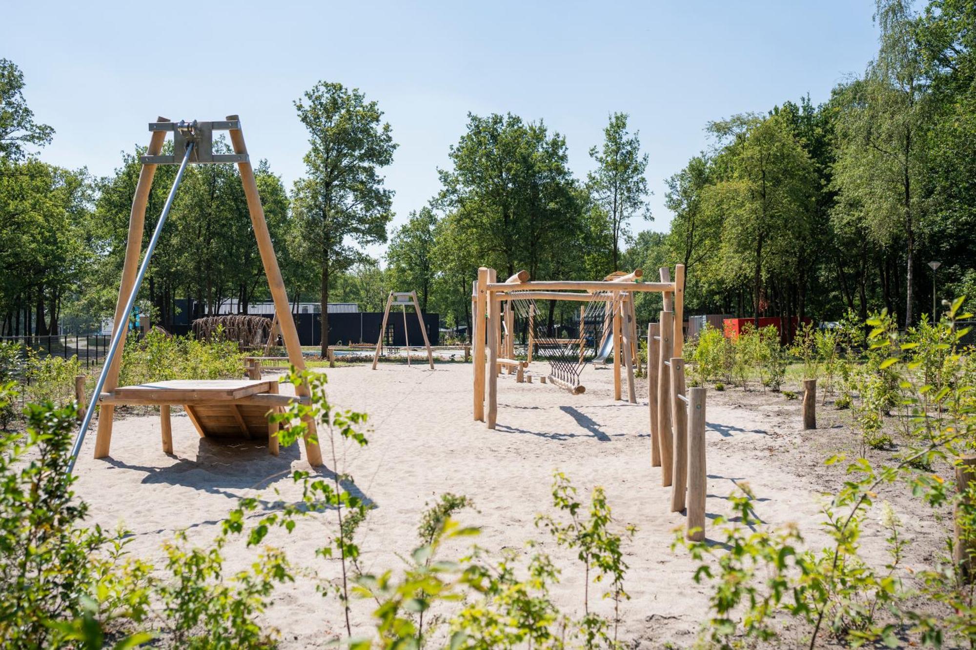 Topparken - Resort De Brabantse Kempen Lage Mierde Extérieur photo
